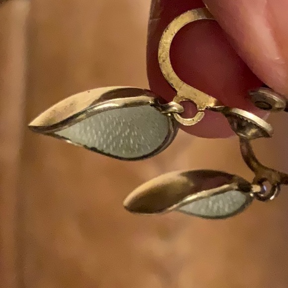 Ivan Holth Sterling Norway White Enamel Guilloche Screw Back Earrings Vintage - Picture 8 of 10